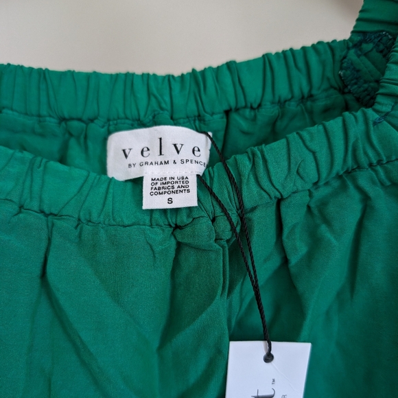 velvet by graham & Spencer green crop top, small - Picture 2 of 3